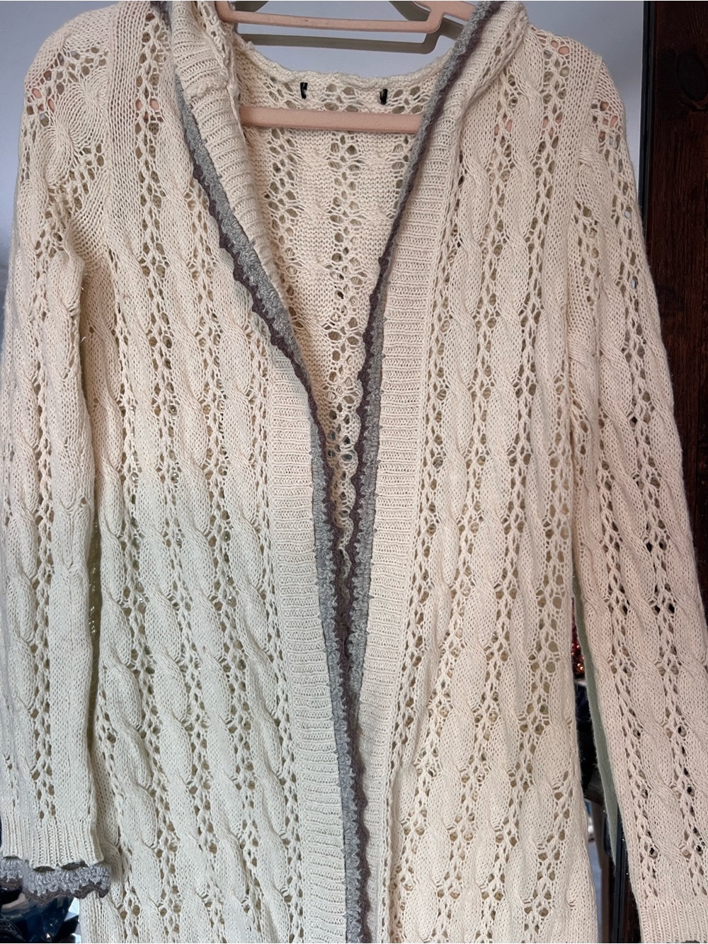 So soft & Beautiful Knit Hooded Long Cardigan Sweater Excellent Condition!! - Picture 6 of 15